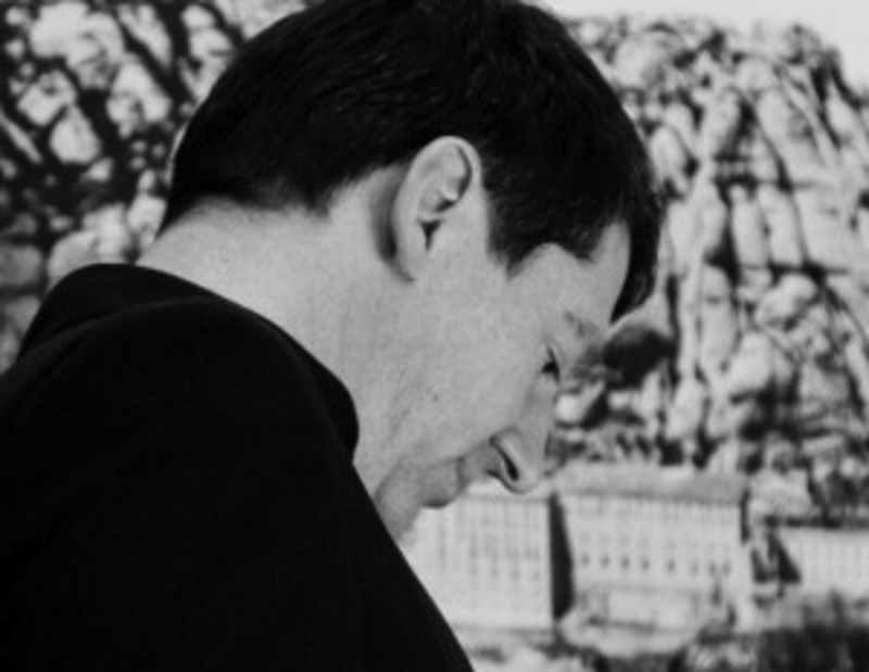 Bernat Vivancos in front of Montserrat Abbey